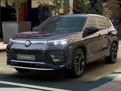 Ultraviolet metallizzato Nuova 2025 VW Tayron R-line Plus SUV | 50.900 € (Ottimo prezzo)