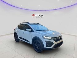 Bianco Usata 2024 Dacia Sandero Extreme Due volumi | 18.200 € (Cara)