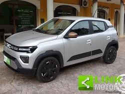 Grigio Usata 2024 Dacia Spring Due volumi | 13.900 € (Buon prezzo)