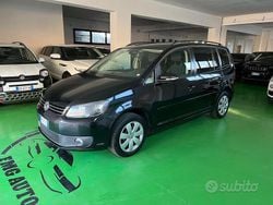 Nero Usata 2012 VW Touran Comfortline Monovolume | 3990 € (Ottimo prezzo)