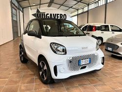 Bianco Usata 2024 Smart ForTwo Coupé Due volumi | 13.450 € (Buon prezzo)