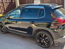 Nero Usata 2018 Peugeot 2008 SUV | 10.150 €