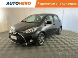 Nero Usata 2017 Toyota Yaris Active Tre volumi | 10.999 € (Buon prezzo)