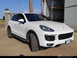 Usata 2015 Porsche Cayenne SUV | 28.900 € (Buon prezzo)