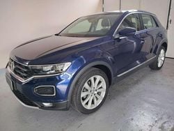 Blu/azzurro Usata 2021 VW T-Roc Advance SUV | 20.900 € (Buon prezzo)