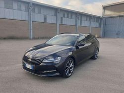 Usata 2020 Skoda Superb SportLine Station wagon | 28.500 € (Molto cara)