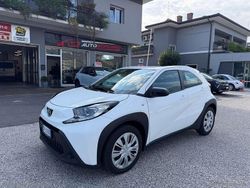 Bianco Usata 2023 Toyota Aygo X Active SUV | 13.500 € (Buon prezzo)