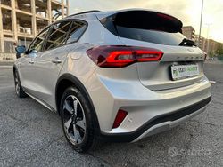 Argento Usata 2023 Ford Focus Active Tre volumi | 16.990 € (Super prezzo)