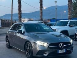 Grigio Usata 2023 Mercedes 180 AMG Line Premium Tre volumi | 26.500 €