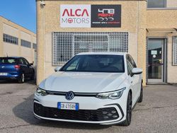 Oryx white pearl Usata 2021 VW Golf VIII GTD Tre volumi | 29.490 € (Buon prezzo)