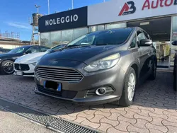 Grigio Usata 2018 Ford S-MAX Business Edition Monovolume | 14.950 € (Buon prezzo)