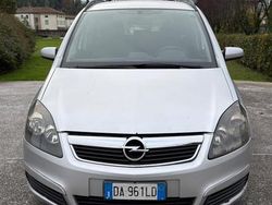 Grigio Usata 2006 Opel Zafira Cosmo Monovolume | 2250 € (Buon prezzo)