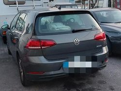 Grigio Usata 2018 VW Golf Business Tre volumi | 2000 €