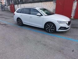 Bianco Usata 2020 Skoda Octavia Executive Station wagon | 18.200 € (Buon prezzo)