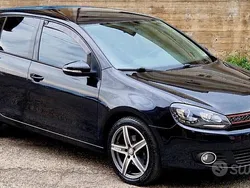 Nero Usata 2011 VW Golf VI Comfortline Tre volumi | 6900 € (Cara)
