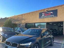 Nero Usata 2021 Volvo V60 CC Business Edition Station wagon | 27.900 € (Super prezzo)