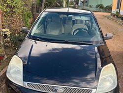 Nero Usata 2002 Ford Fiesta | 2000 € (Molto cara)
