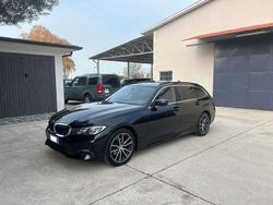 Nero Usata 2020 BMW 320 Sport Line Station wagon | 18.000 € (Buon prezzo)
