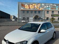 Bianco Usata 2014 VW Golf VII Tre volumi | 10.000 € (Buon prezzo)