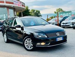 Nero Usata 2014 VW Passat Comfortline Tre volumi | 11.000 € (Molto cara)