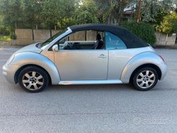 Grigio Usata 2004 VW Beetle Cabrio | 7000 € (Molto cara)