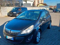 Nero Usata 2012 Opel Corsa Tre volumi | 5500 € (Molto cara)