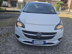 Usata 2015 Opel Corsa S Tre volumi | 3900 € (Super prezzo)