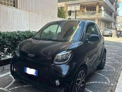 Nero Usata 2022 Smart ForTwo Coupé Prime Due volumi | 13.990 € (Buon prezzo)
