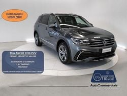 Grigio scuro Usata 2024 VW Tiguan Allspace R-line SUV | 42.200 € (Molto cara)
