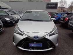 Argento Usata 2018 Toyota Yaris Tre volumi | 12.500 € (Buon prezzo)