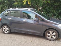 Usata 2006 Honda FR-V Monovolume | 2400 € (Buon prezzo)