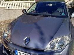 Usata 2008 Renault Laguna III Initiale Tre volumi | 6000 € (Molto cara)