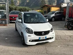 Bianco Usata 2017 Smart ForFour Brabus Tre volumi | 17.500 € (Buon prezzo)