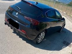 Nero Usata 2014 Alfa Romeo Giulietta Tre volumi | 6000 € (Ottimo prezzo)