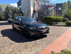 Nero Usata 2020 BMW 320 Luxury Line Station wagon | 27.500 € (Buon prezzo)