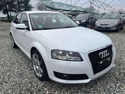 Bianco Usata 2012 Audi A3 Attraction Tre volumi | 6500 € (Super prezzo)