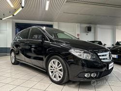 Nero Usata 2013 Mercedes B200 Premium Monovolume | 14.990 € (Buon prezzo)