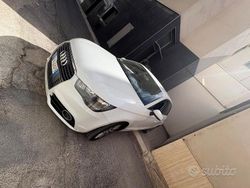 Bianco Usata 2013 Audi A1 Due volumi | 7000 € (Buon prezzo)