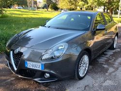Grigio Usata 2015 Alfa Romeo Giulietta Due volumi | 7000 € (Ottimo prezzo)