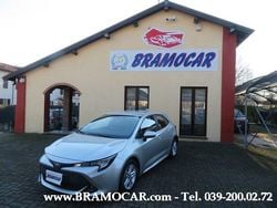 Argento Usata 2022 Toyota Corolla Active Tre volumi | 19.900 € (Buon prezzo)