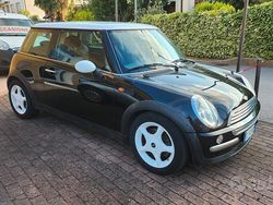 Nero Usata 2004 Mini Cooper Due volumi | 2500 € (Super prezzo)
