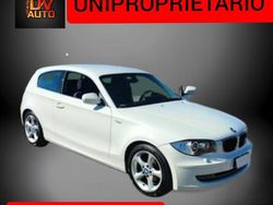 Bianco Usata 2010 BMW 116 Due volumi | 6499 € (Molto cara)