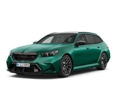 Verde Nuova 2025 BMW M5 Station wagon | 165.900 € (Buon prezzo)