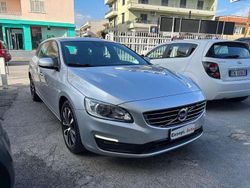 Usata 2017 Volvo V60 Summum Station wagon | 10.499 € (Buon prezzo)