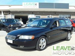 Nero Usata 2005 Volvo V70 Momentum Station wagon | 3500 €