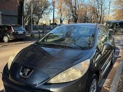 Grigio Usata 2012 Peugeot 207 Tre volumi | 1900 € (Ottimo prezzo)