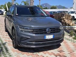 Grigio Usata 2021 VW Tiguan Life SUV | 20.490 € (Super prezzo)