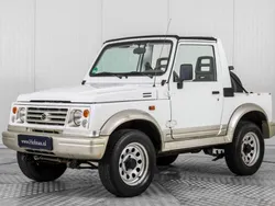 Suzuki Samurai