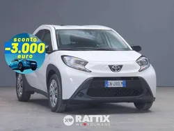 Super white Usata 2023 Toyota Aygo Active Due volumi | 10.977 € (Super prezzo)