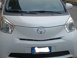 Bianco Usata 2009 Toyota iQ Due volumi | 8200 €